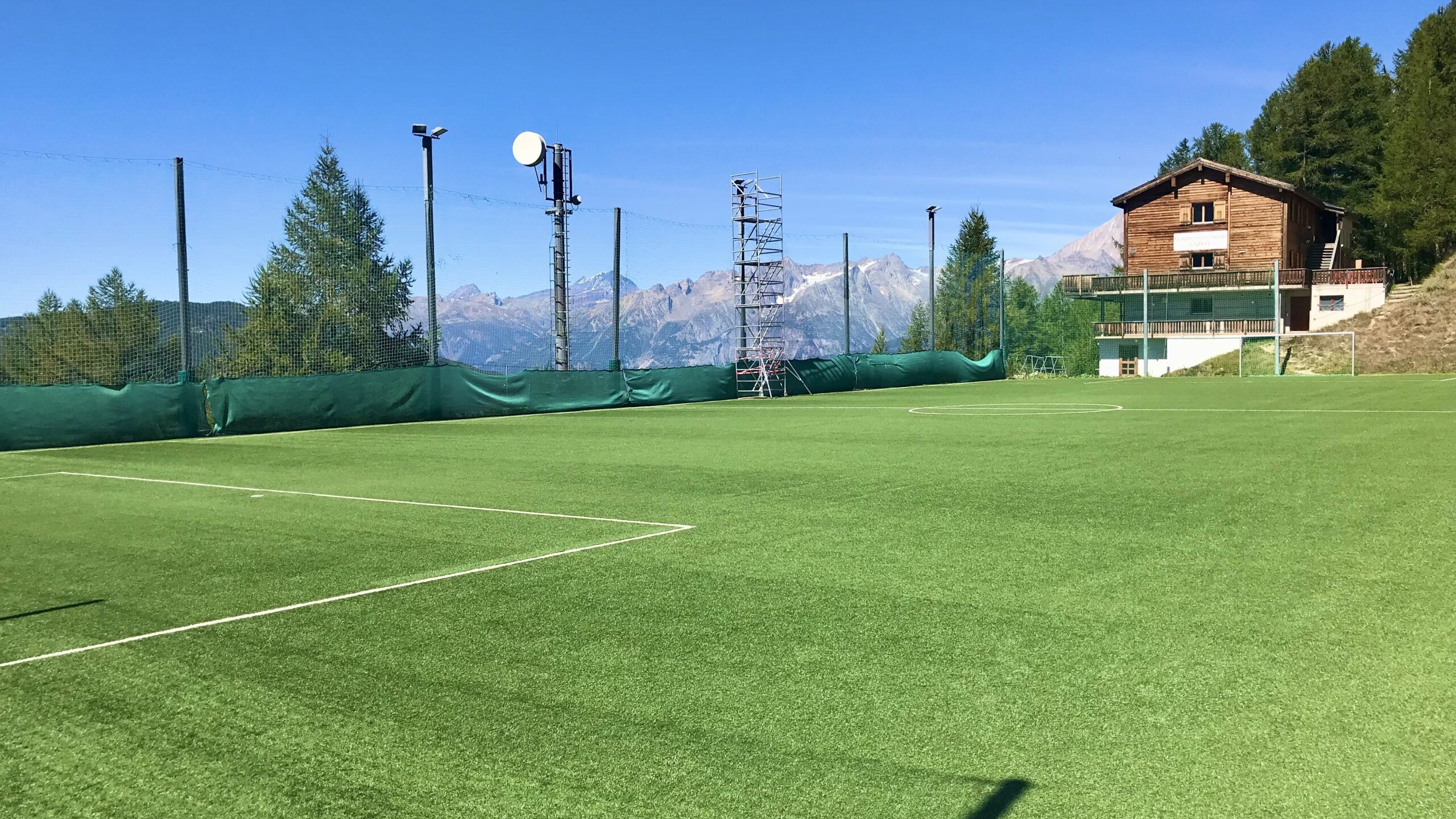 Kunstrasenprofi-Arena ⚽ DAS Kleinspielfeld der Schweiz