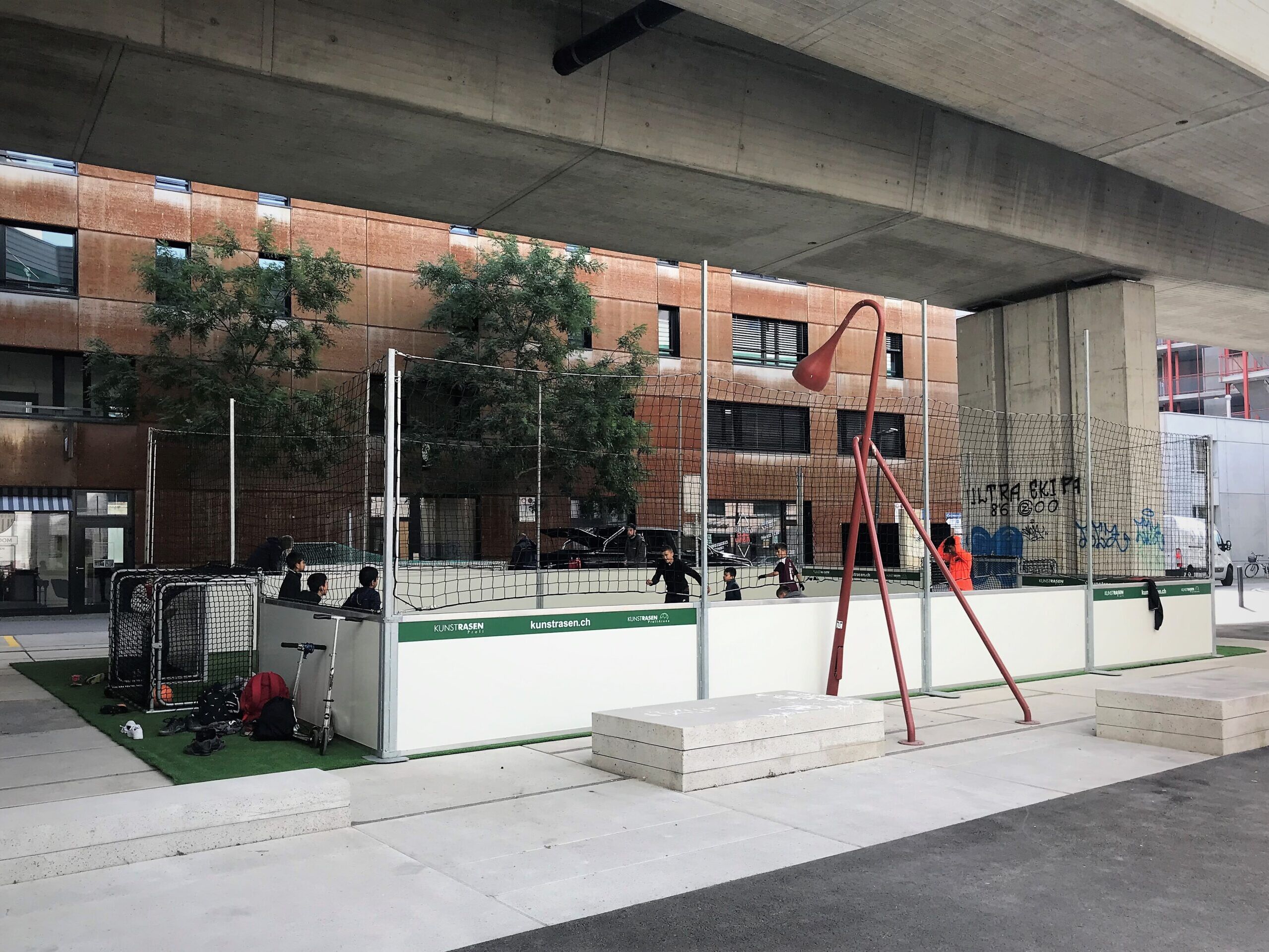 Streetsoccer Kunstrasenprofi-Arena ⚽ DAS Kleinspielfeld der Schweiz