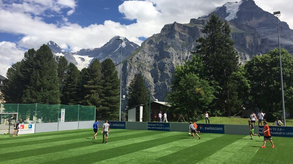 Kunstrasenprofi-Arena ⚽ DAS Kleinspielfeld der Schweiz